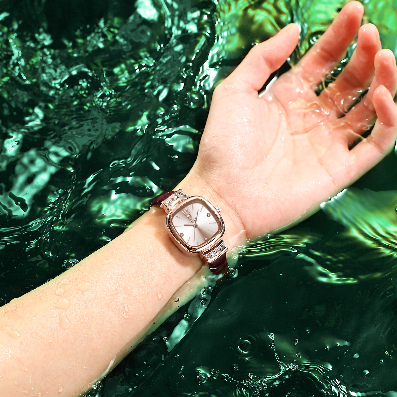 POEDAGAR Fashion Square Ladies - Jewelry Diamond Watches 评论和价格