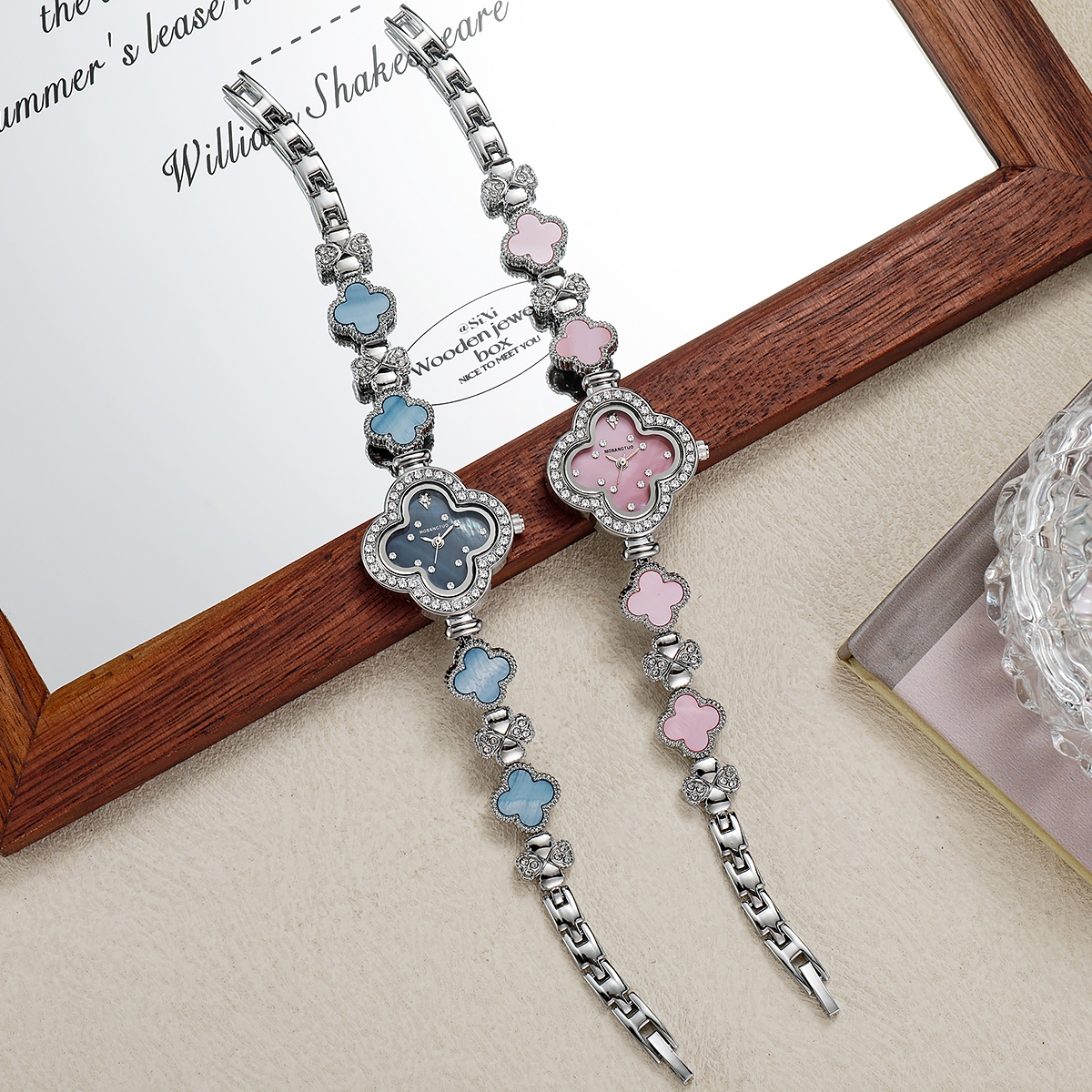 Luxury Four leaf Clover Women' - Jewelry Diamond Watches 评论和价格