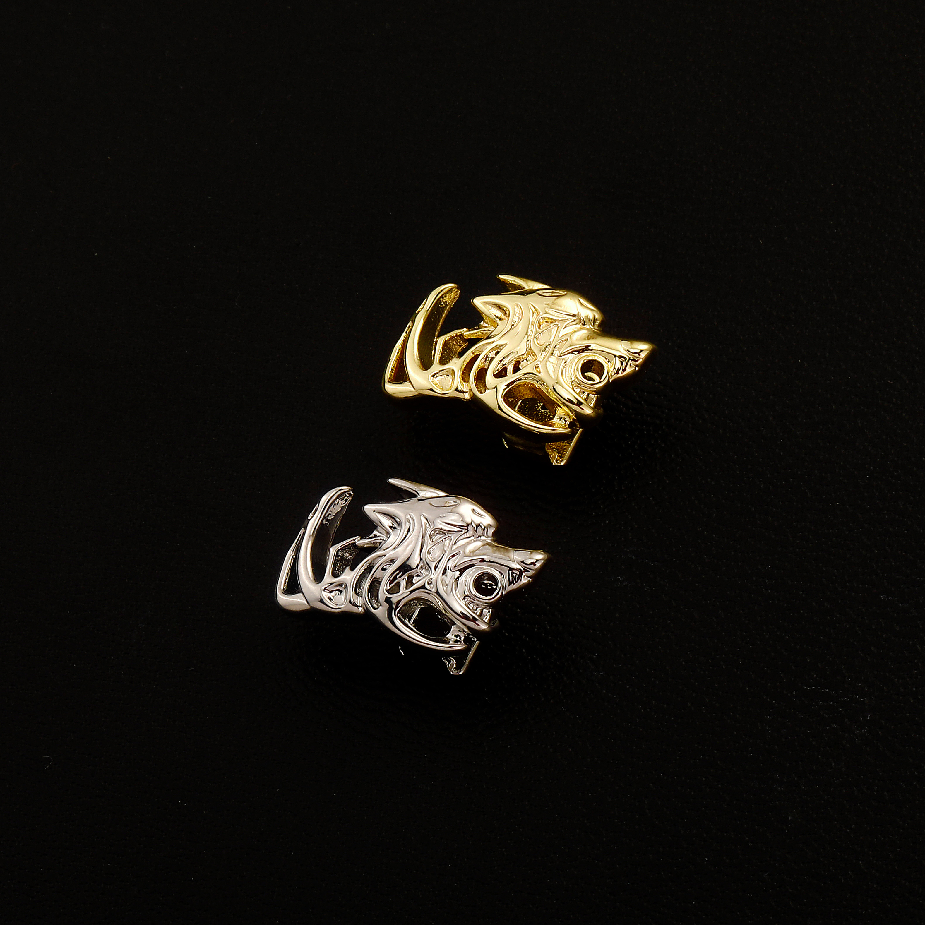 GUCY Viking Wolf Head Hip Hop  - Wolf Jewelry & Watches Tampa 评论和价格